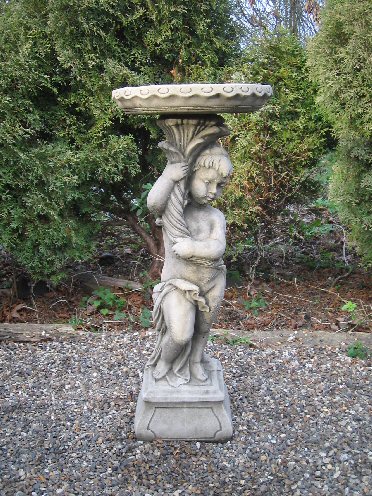 KBB9 Gothic Bird Bath KBB9 Gothic Bird Bath
